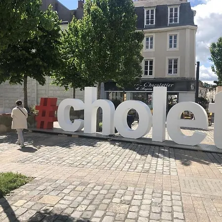 Centre Avec Parking Prive Apartamento Cholet