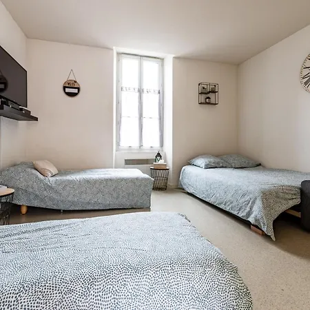 Centre Avec Parking Prive Apartmán