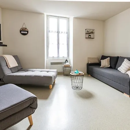 Centre Avec Parking Prive Appartement *