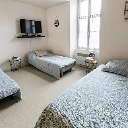 Apartamento Centre Avec Parking Prive Cholet