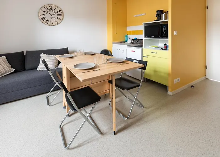 Centre Avec Parking Prive Apartmán *